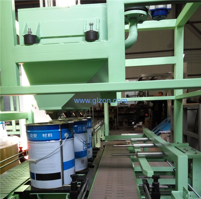 1571021778298425.jpg 液體灌裝機,稱重灌裝機,定量灌裝機