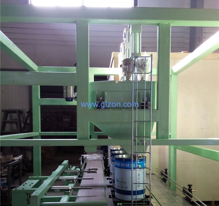 1571021778349827.jpg 液體灌裝機,稱重灌裝機,定量灌裝機