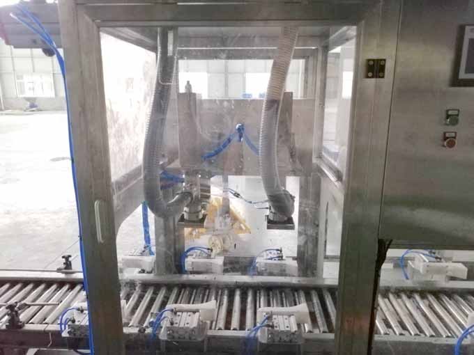 液體灌裝機(jī),稱重灌裝機(jī),定量灌裝機(jī)