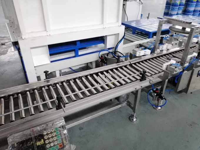 液體灌裝機(jī),稱重灌裝機(jī),定量灌裝機(jī)