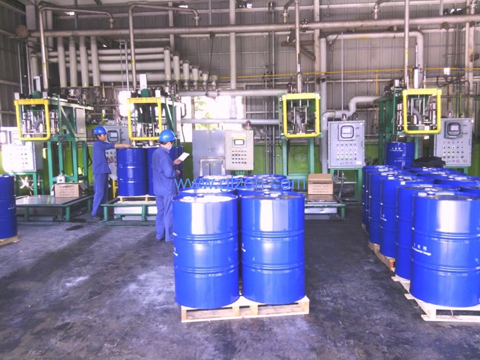 干粉砂漿包裝機(jī),噸袋包裝機(jī),液體灌裝機(jī),灌裝設(shè)備廠家