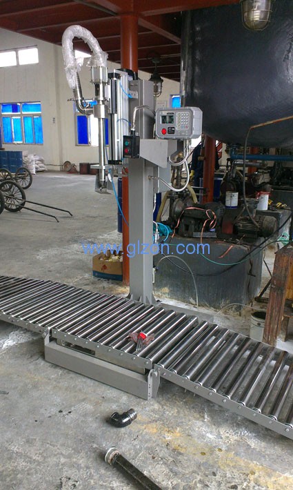 干粉砂漿包裝機(jī),噸袋包裝機(jī),液體灌裝機(jī),灌裝設(shè)備廠家 干粉砂漿包裝機(jī),噸袋包裝機(jī),液體灌裝機(jī),灌裝設(shè)備廠家