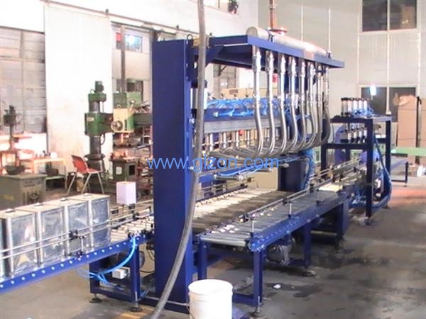 干粉砂漿包裝機,噸袋包裝機,液體灌裝機,灌裝設(shè)備廠家 干粉砂漿包裝機,噸袋包裝機,液體灌裝機,灌裝設(shè)備廠家