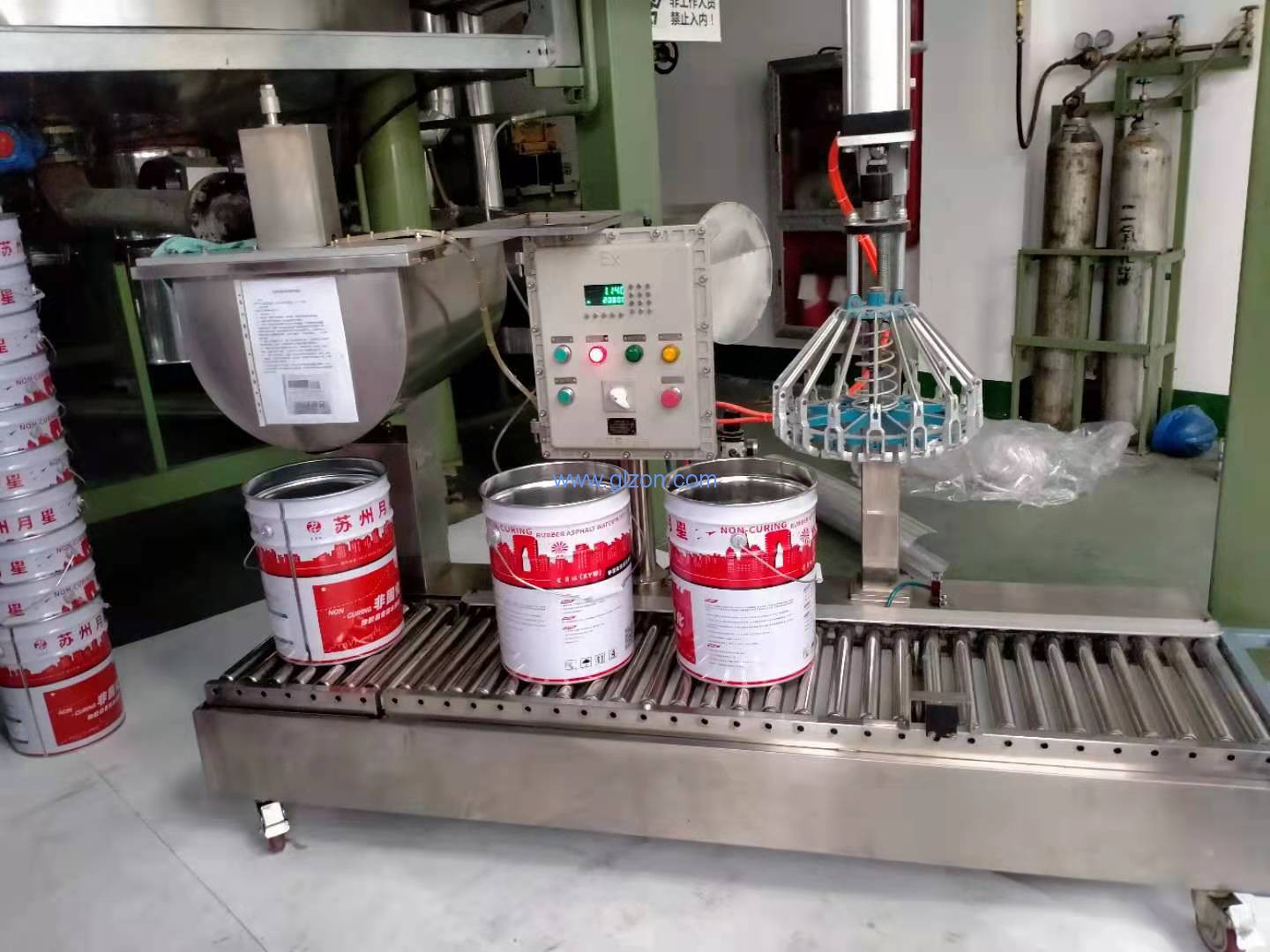 化工灌裝機,200L灌裝機,涂料油漆灌裝機,潤滑油灌裝機