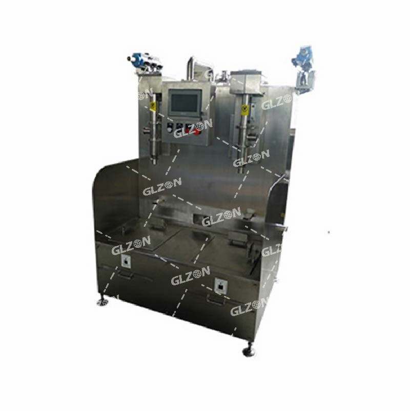 液體灌裝機(jī),稱重灌裝機(jī),定量灌裝機(jī) 液體灌裝機(jī),稱重灌裝機(jī),定量灌裝機(jī)