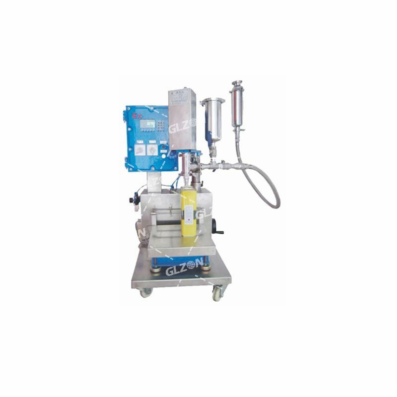 液體灌裝機(jī),稱重灌裝機(jī),定量灌裝機(jī) 液體灌裝機(jī),稱重灌裝機(jī),定量灌裝機(jī)