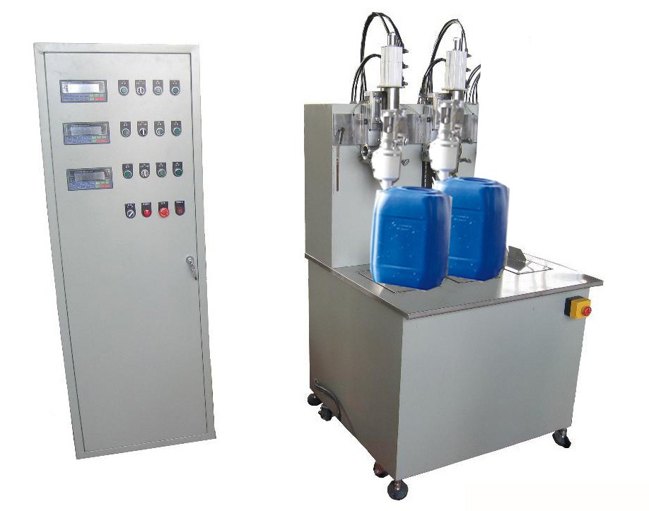 液體灌裝機(jī),稱重灌裝機(jī),定量灌裝機(jī) 液體灌裝機(jī),稱重灌裝機(jī),定量灌裝機(jī)