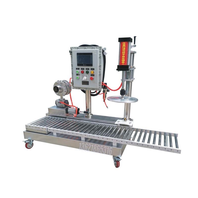 液體灌裝機(jī),稱重灌裝機(jī),定量灌裝機(jī) 液體灌裝機(jī),稱重灌裝機(jī),定量灌裝機(jī)
