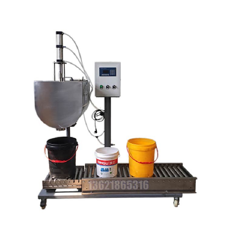 液體灌裝機(jī),稱重灌裝機(jī),定量灌裝機(jī) 液體灌裝機(jī),稱重灌裝機(jī),定量灌裝機(jī)