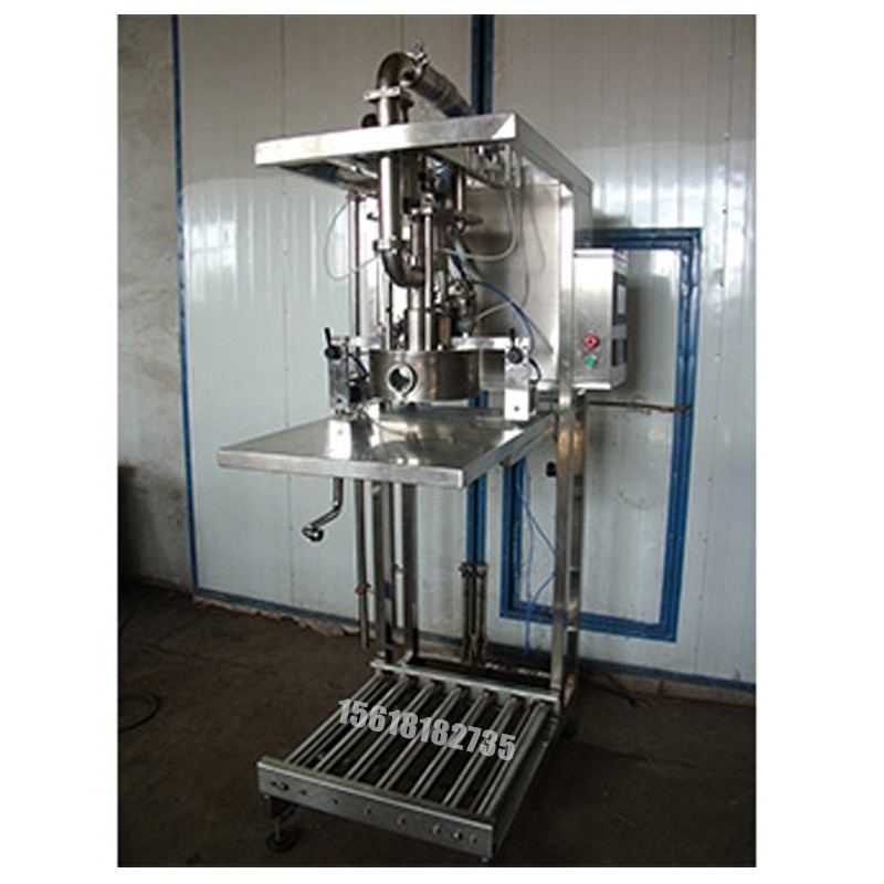 液體灌裝機,稱重灌裝機,定量灌裝機 液體灌裝機,稱重灌裝機,定量灌裝機