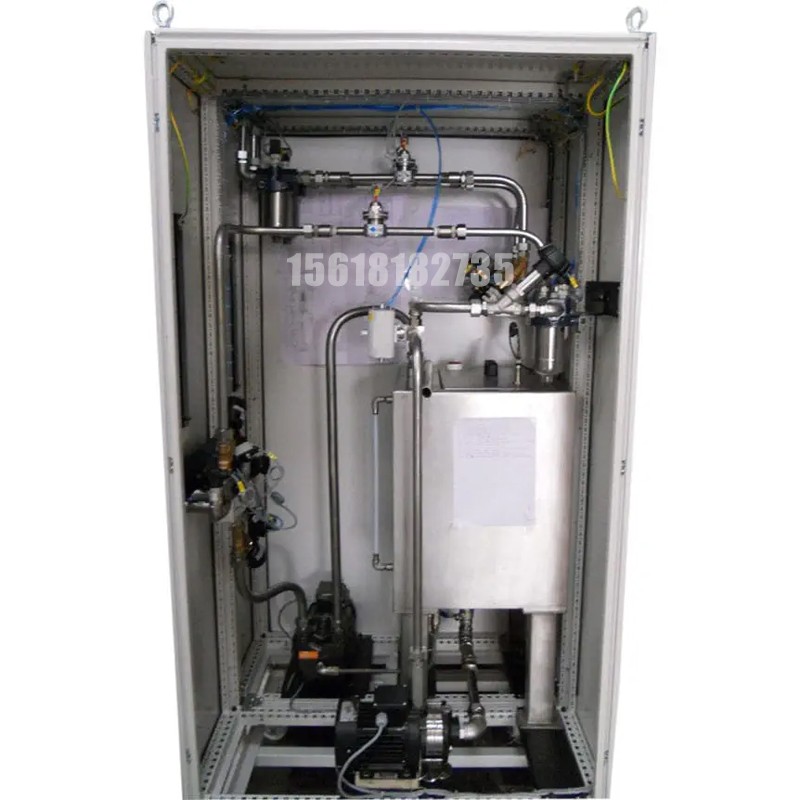 液體灌裝機(jī),稱重灌裝機(jī),定量灌裝機(jī) 液體灌裝機(jī),稱重灌裝機(jī),定量灌裝機(jī)