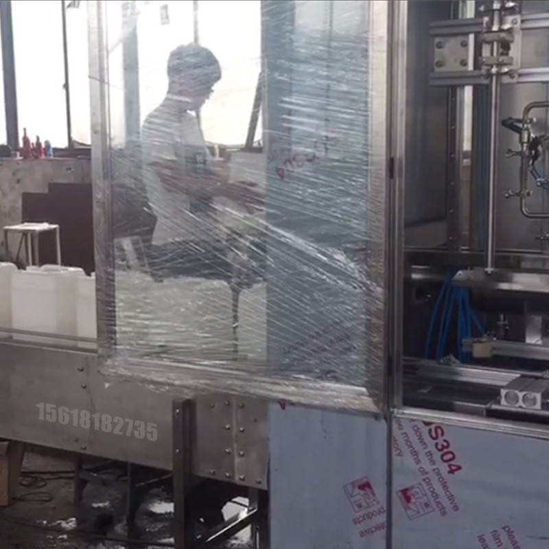 液體灌裝機,稱重灌裝機,定量灌裝機 液體灌裝機,稱重灌裝機,定量灌裝機