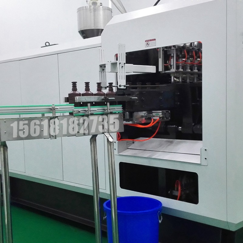 液體灌裝機(jī),稱重灌裝機(jī),定量灌裝機(jī) 液體灌裝機(jī),稱重灌裝機(jī),定量灌裝機(jī)