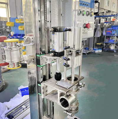 液體灌裝機,稱重灌裝機,定量灌裝機 液體灌裝機,稱重灌裝機,定量灌裝機